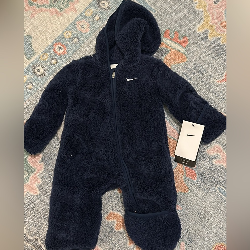 NWT Baby Nike